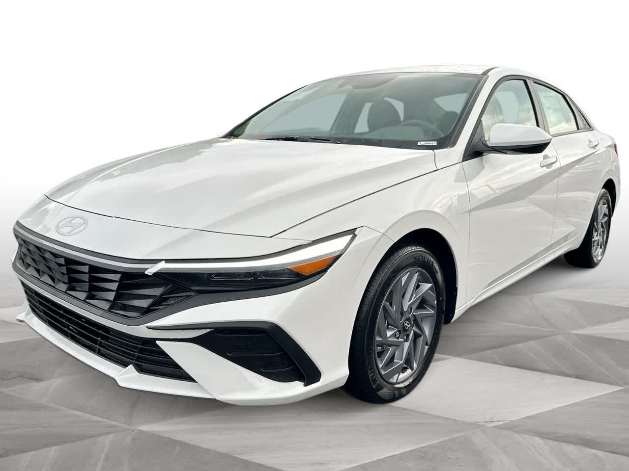 Thumbnail: 2025 Hyundai Elantra - 4