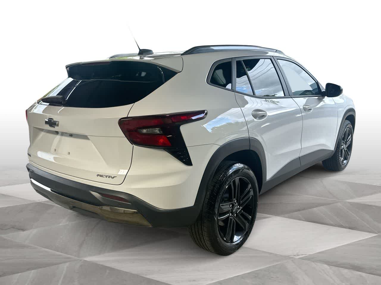 Thumbnail: 2025 Chevrolet Trax - 8