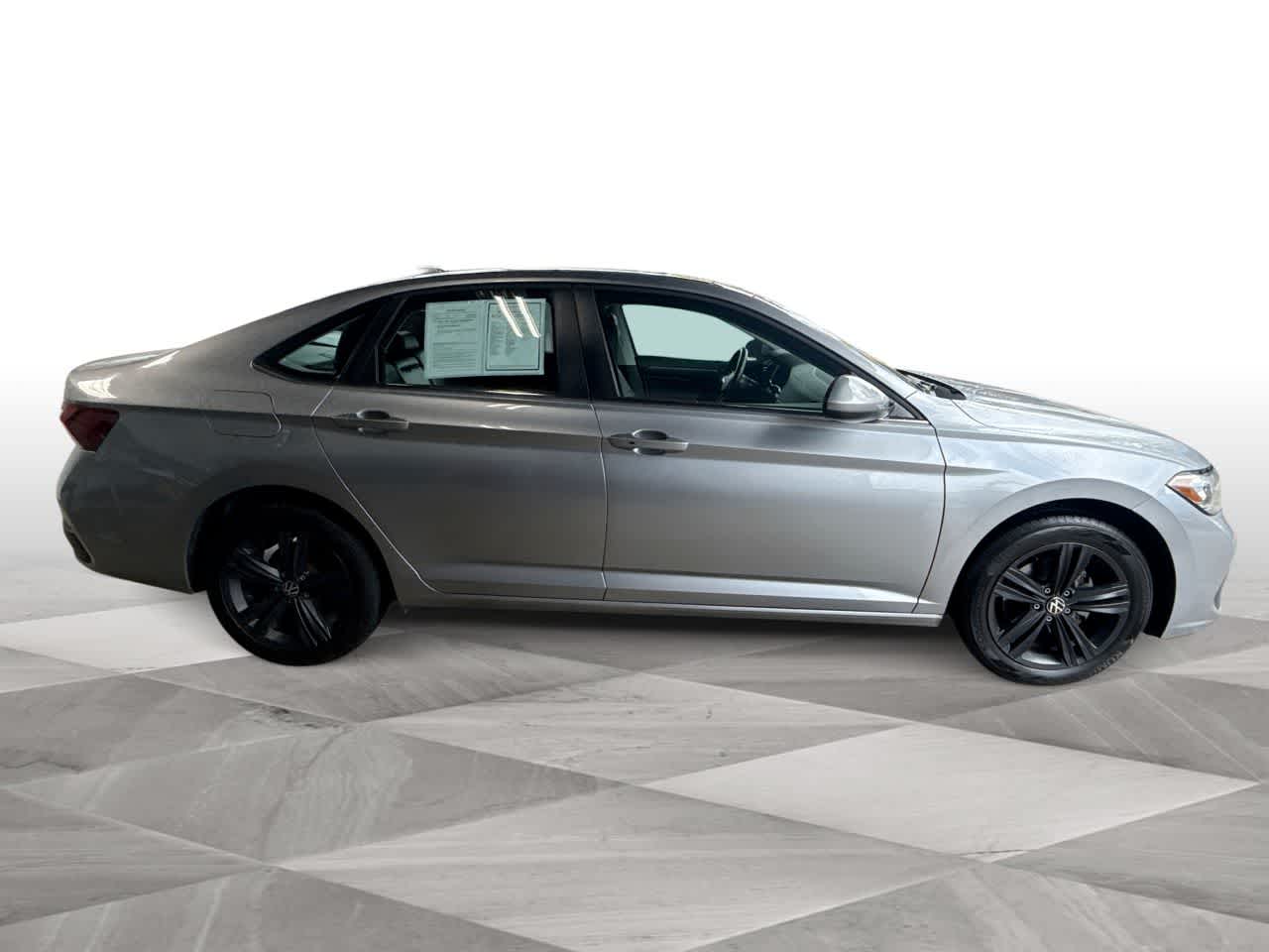 Thumbnail: 2022 Volkswagen Jetta - 9