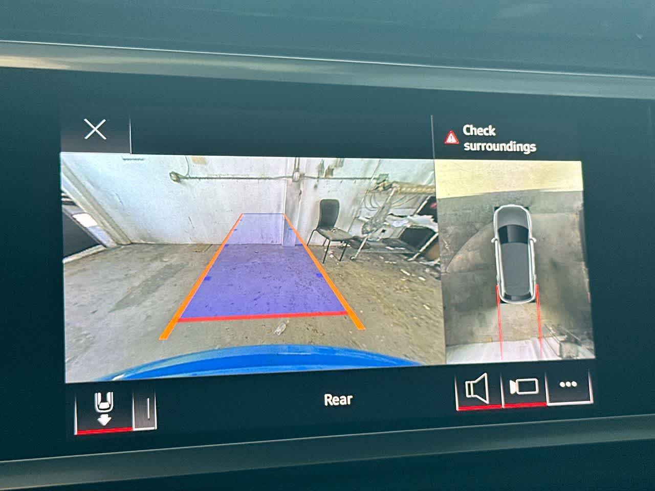 Thumbnail: 2022 Audi Q3 - 19