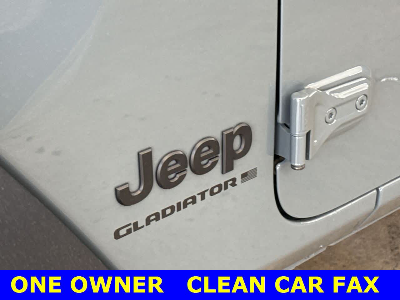 Thumbnail: 2024 Jeep Gladiator - 10