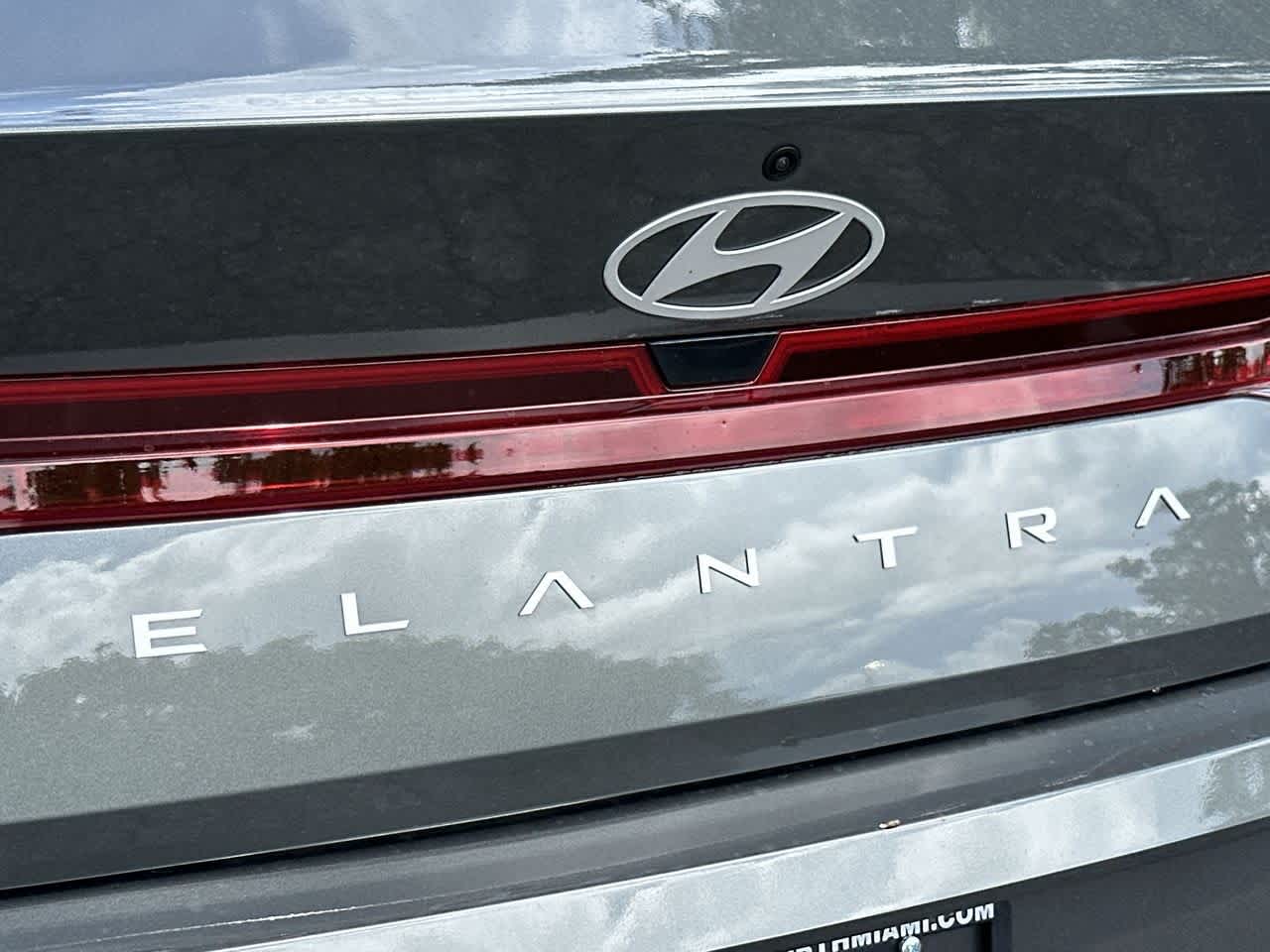 Thumbnail: 2025 Hyundai Elantra - 10