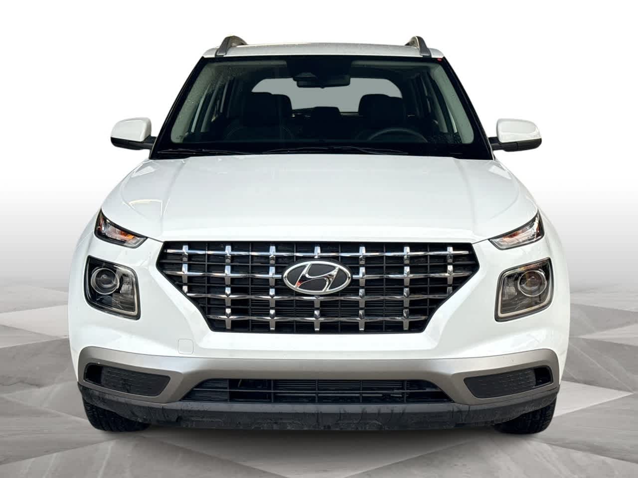 Thumbnail: 2025 Hyundai Venue - 3