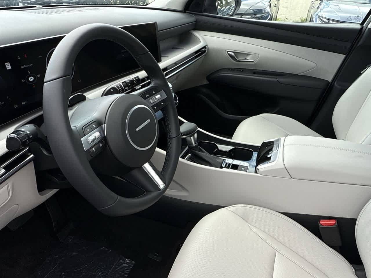 Thumbnail: 2025 Hyundai Tucson - 13