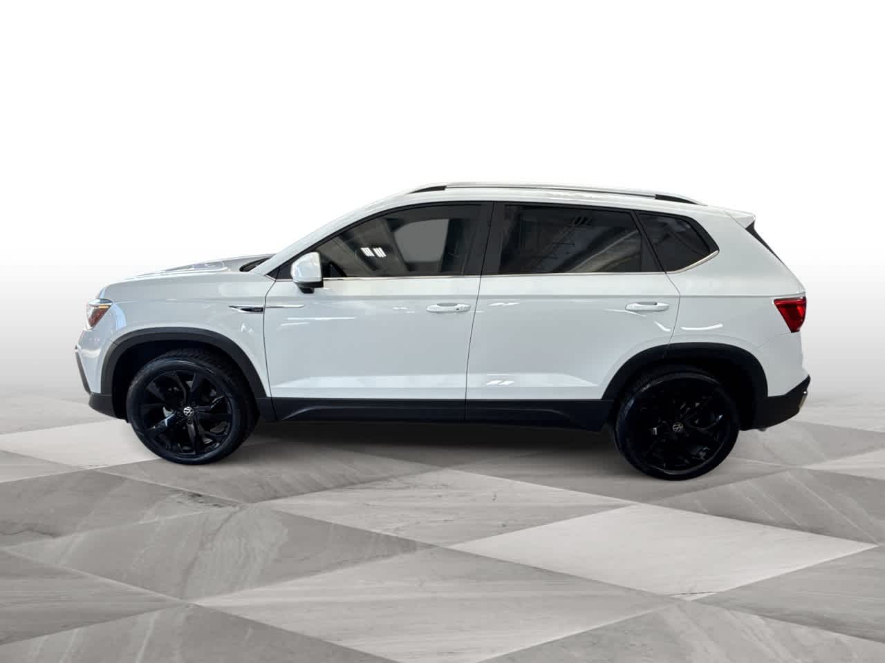 Thumbnail: 2023 Volkswagen Taos - 5
