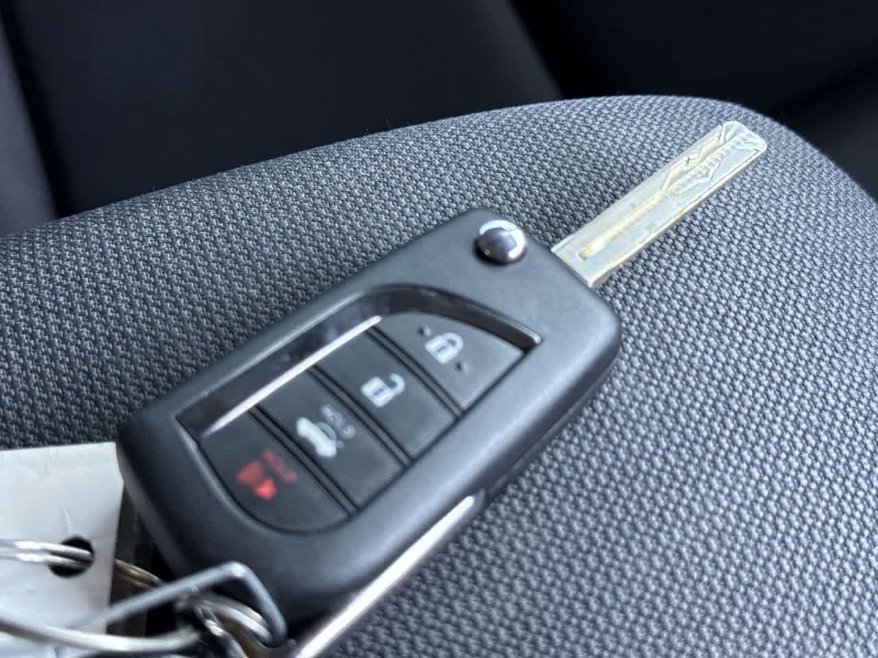 Thumbnail: 2024 Toyota Corolla - 28