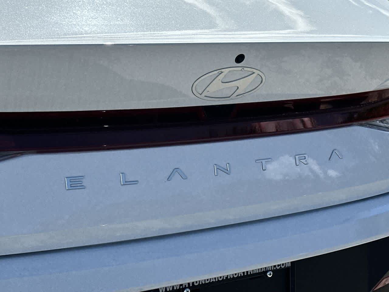 Thumbnail: 2025 Hyundai Elantra - 10