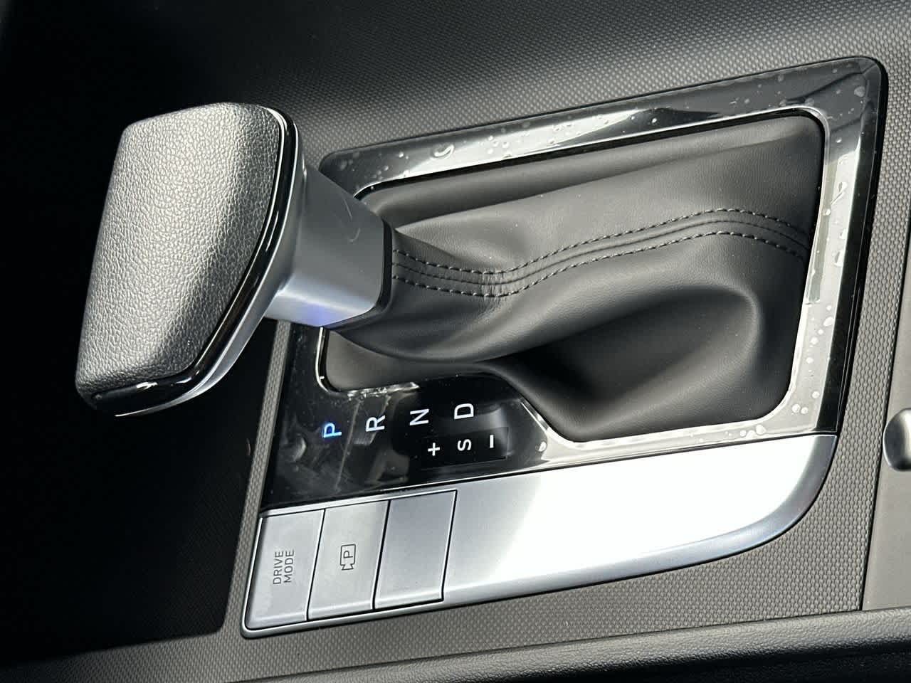 Thumbnail: 2025 Hyundai Elantra - 21