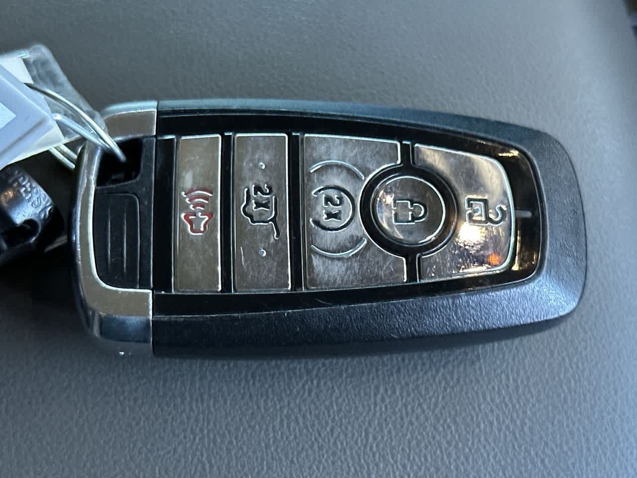 Thumbnail: 2023 Lincoln Corsair - 28