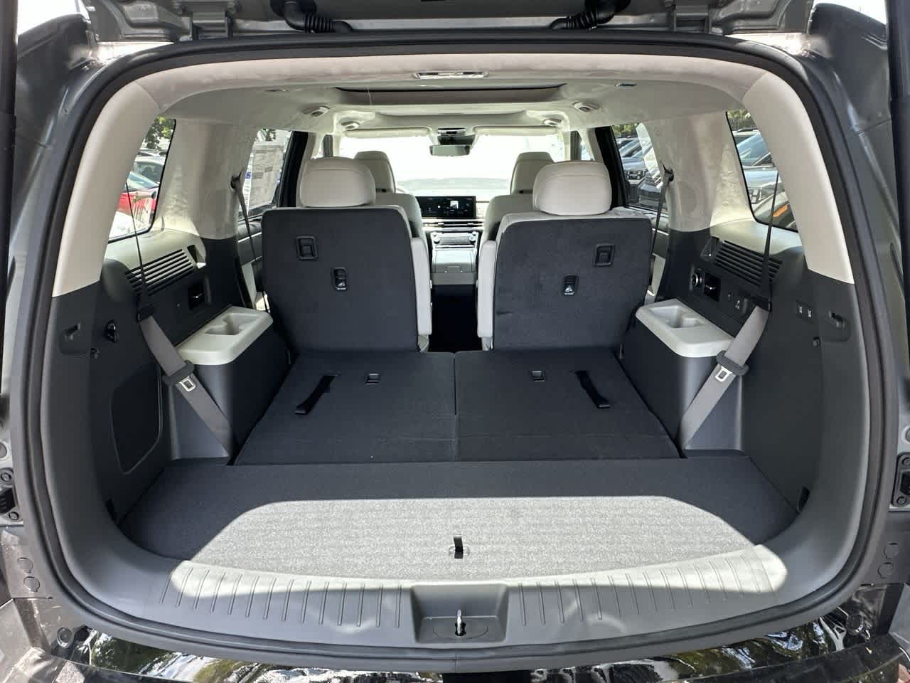 Thumbnail: 2025 Hyundai Santa Fe - 25