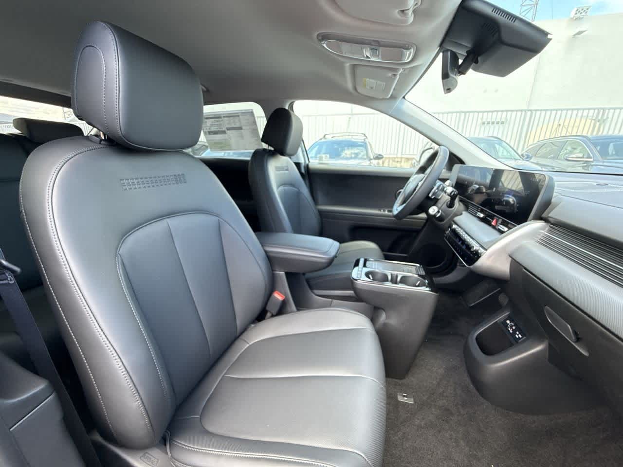 Thumbnail: 2025 Hyundai Ioniq 5 - 27