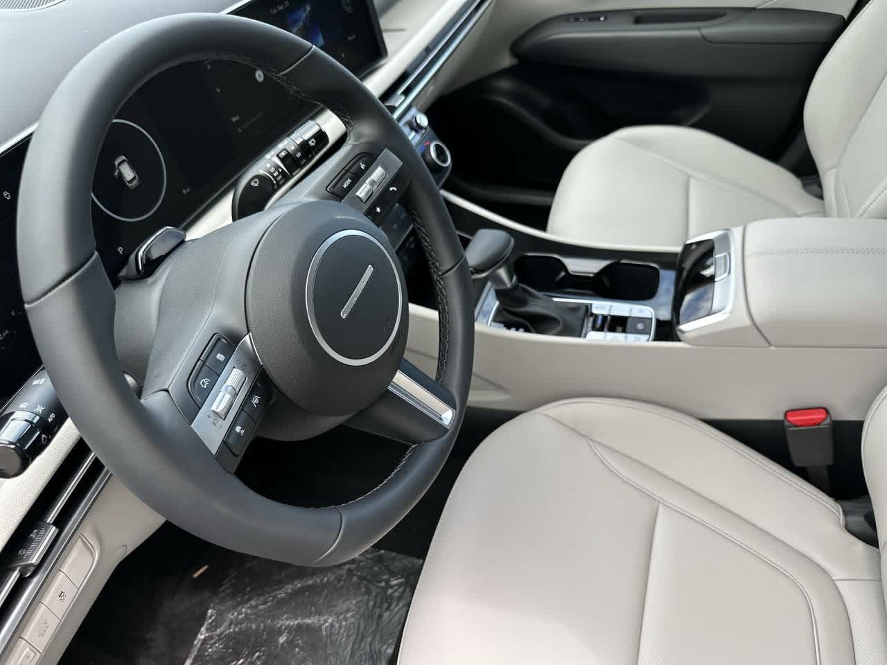 Thumbnail: 2025 Hyundai Tucson - 13