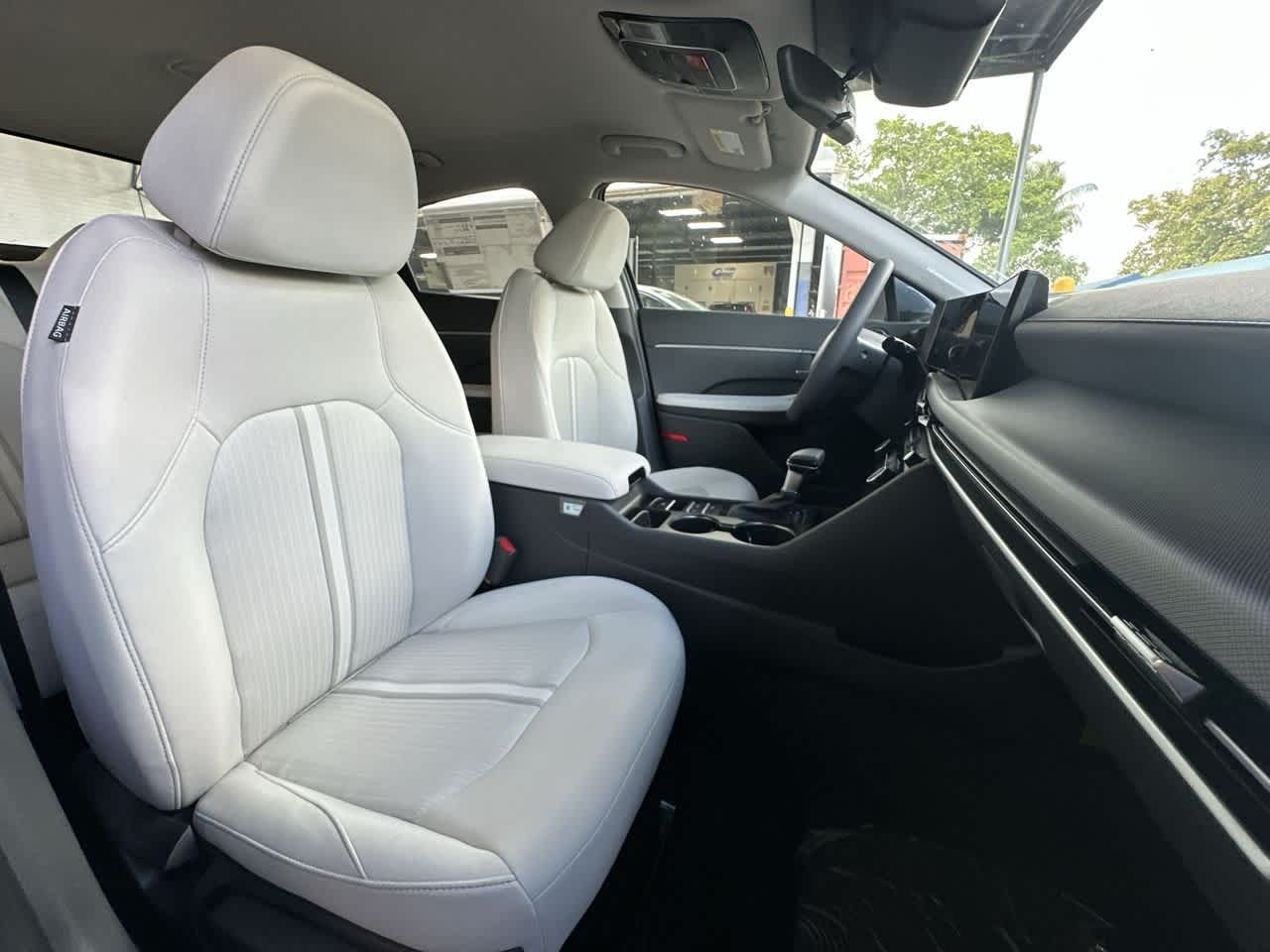 Thumbnail: 2026 Hyundai Sonata - 27