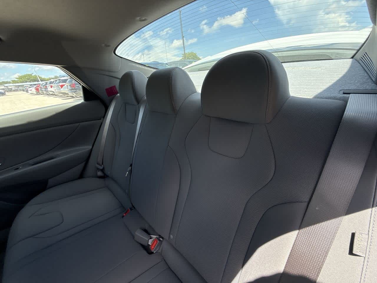 Thumbnail: 2025 Hyundai Elantra - 22