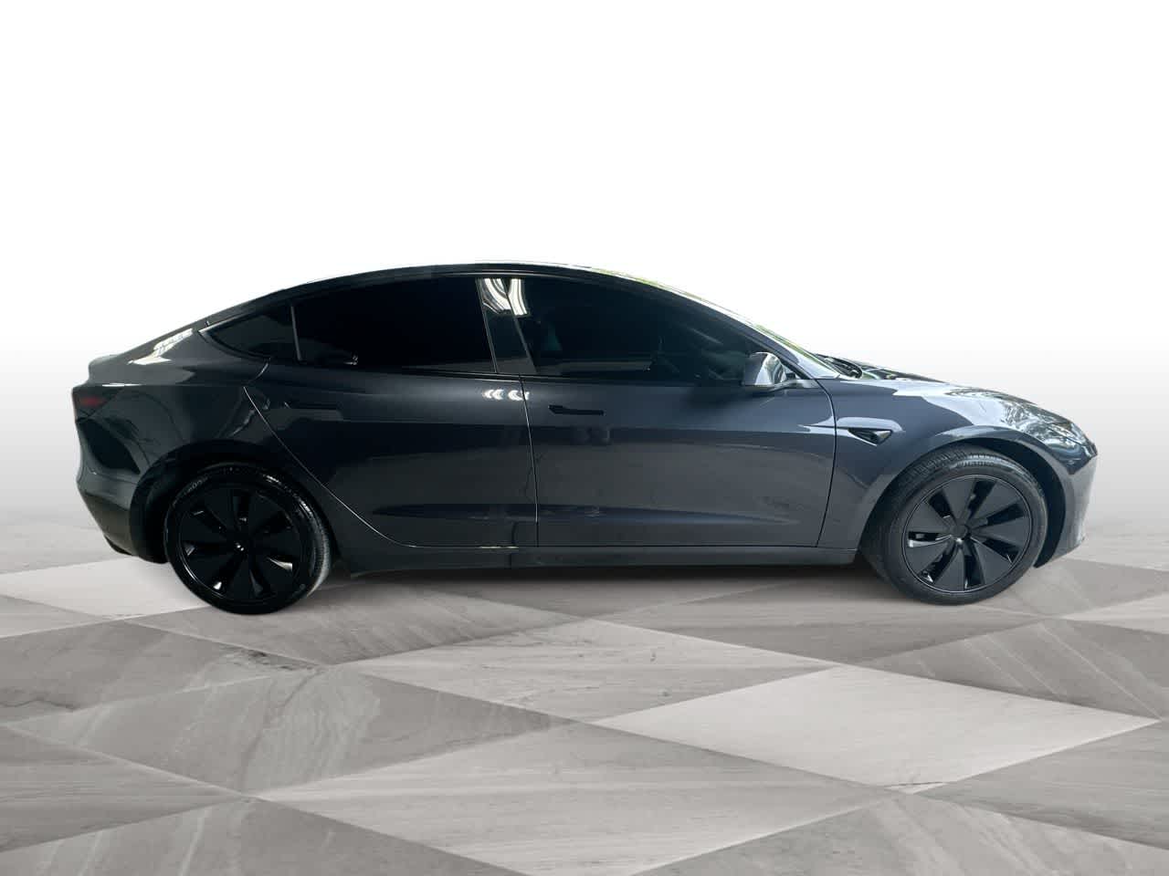 Thumbnail: 2025 Tesla Model 3 - 9