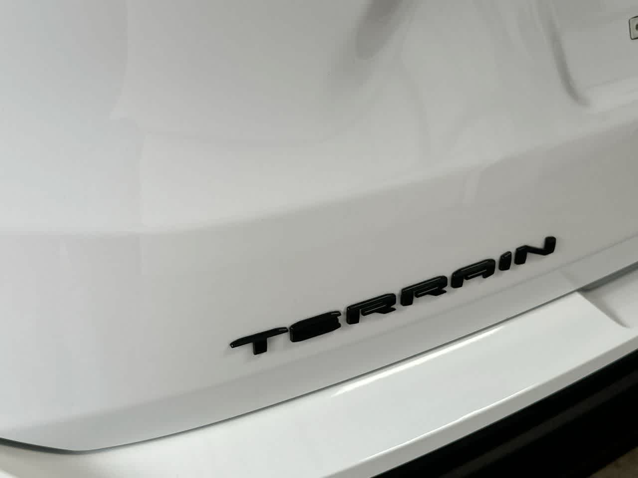 Thumbnail: 2023 GMC Terrain - 10