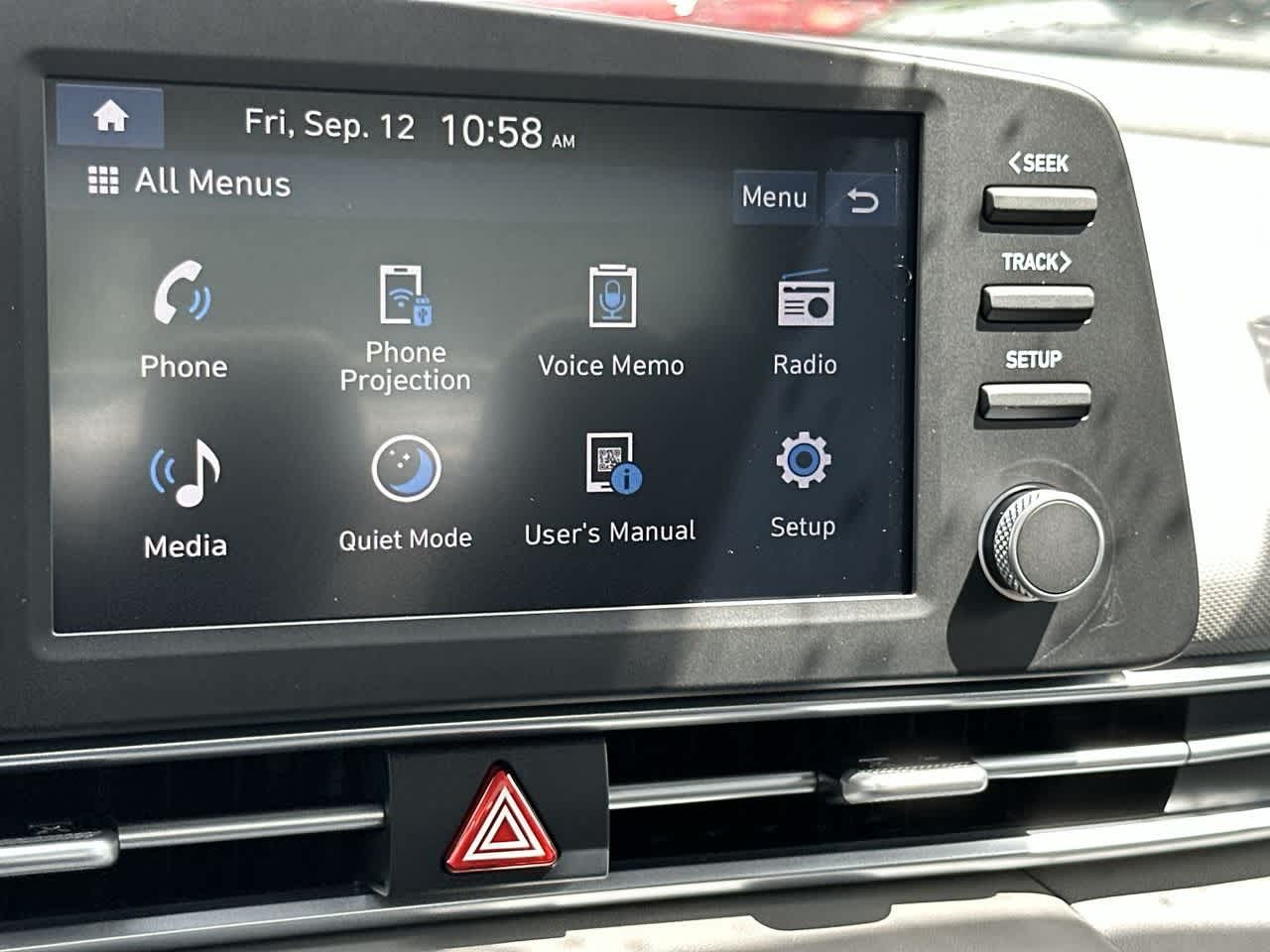 Thumbnail: 2025 Hyundai Elantra - 18