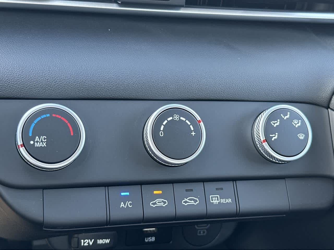 Thumbnail: 2025 Hyundai Elantra - 20