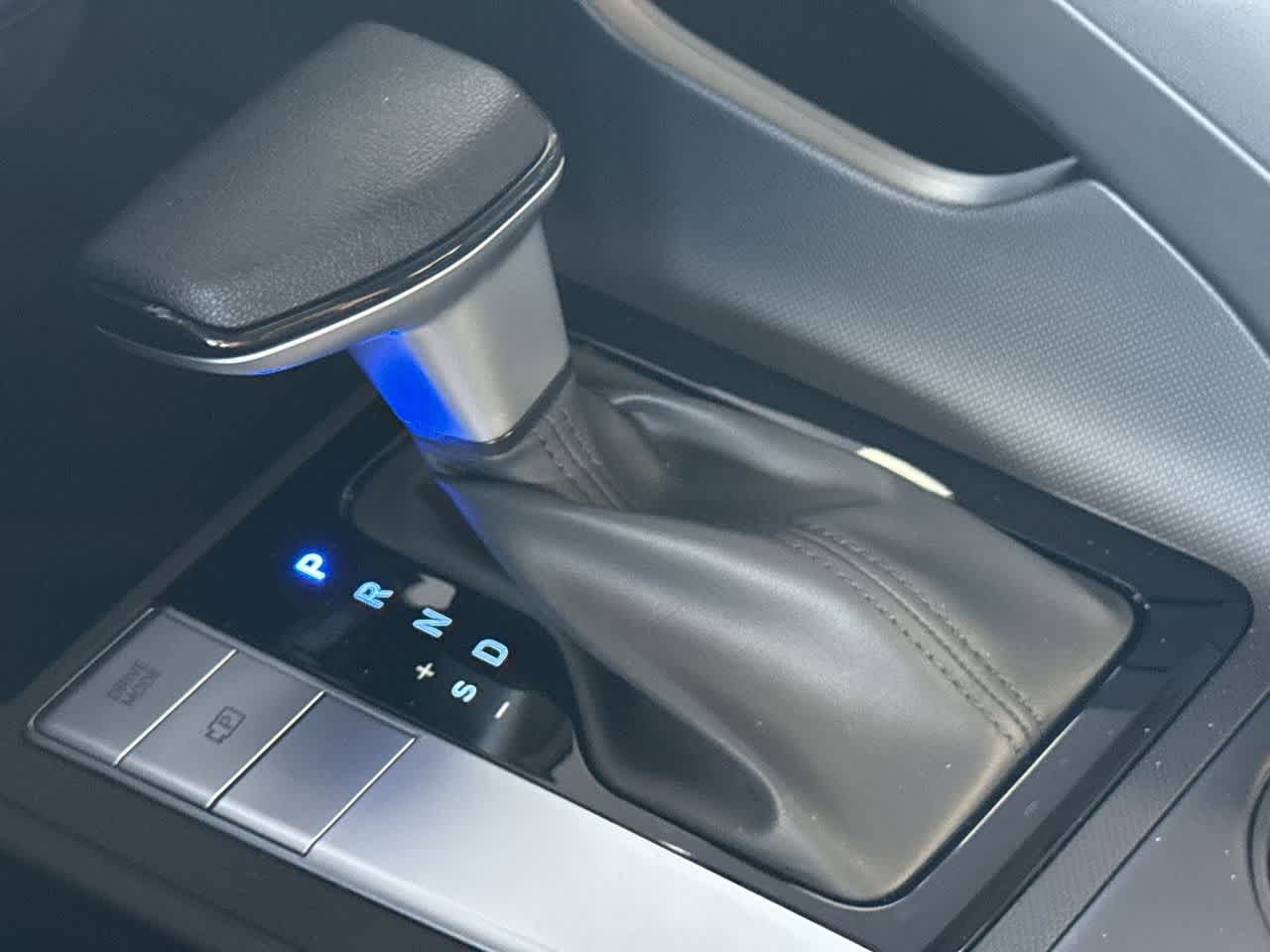 Thumbnail: 2025 Hyundai Elantra - 21