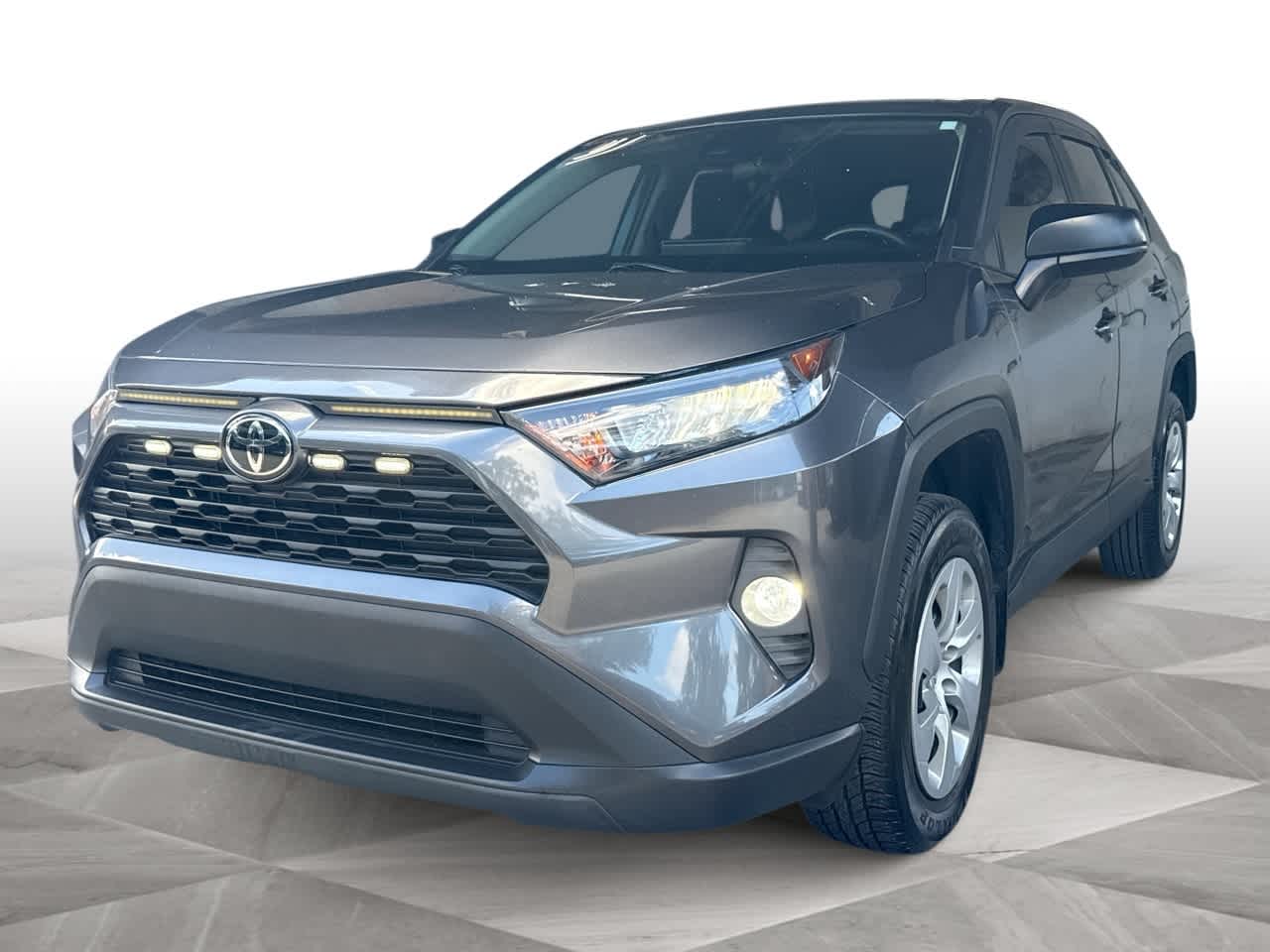 Thumbnail: 2022 Toyota RAV4 - 4