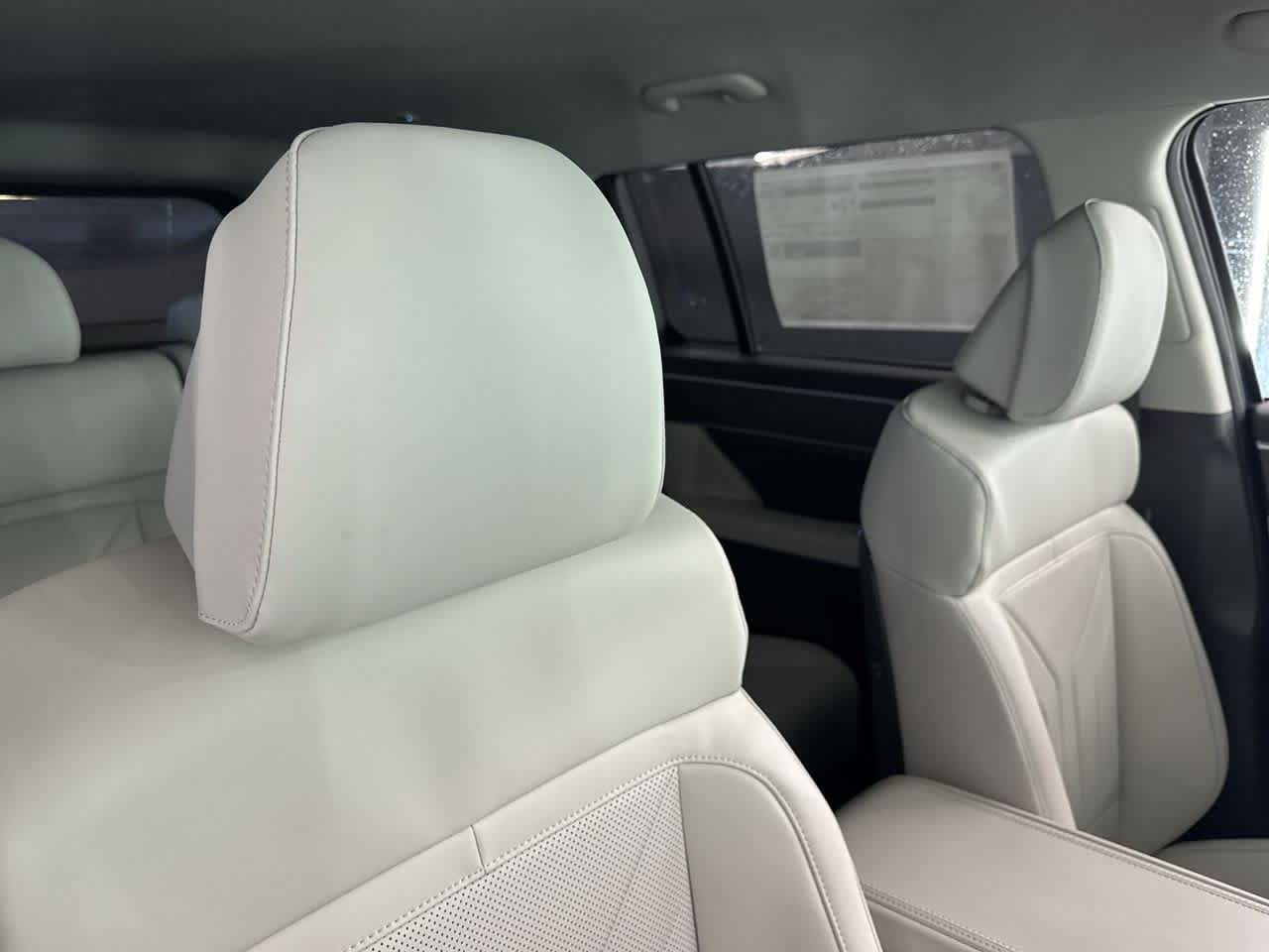 2025 Hyundai Santa Fe SEL 33