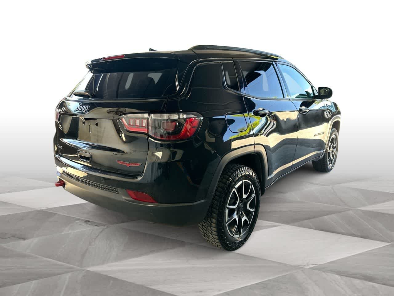 Thumbnail: 2024 Jeep Compass - 8