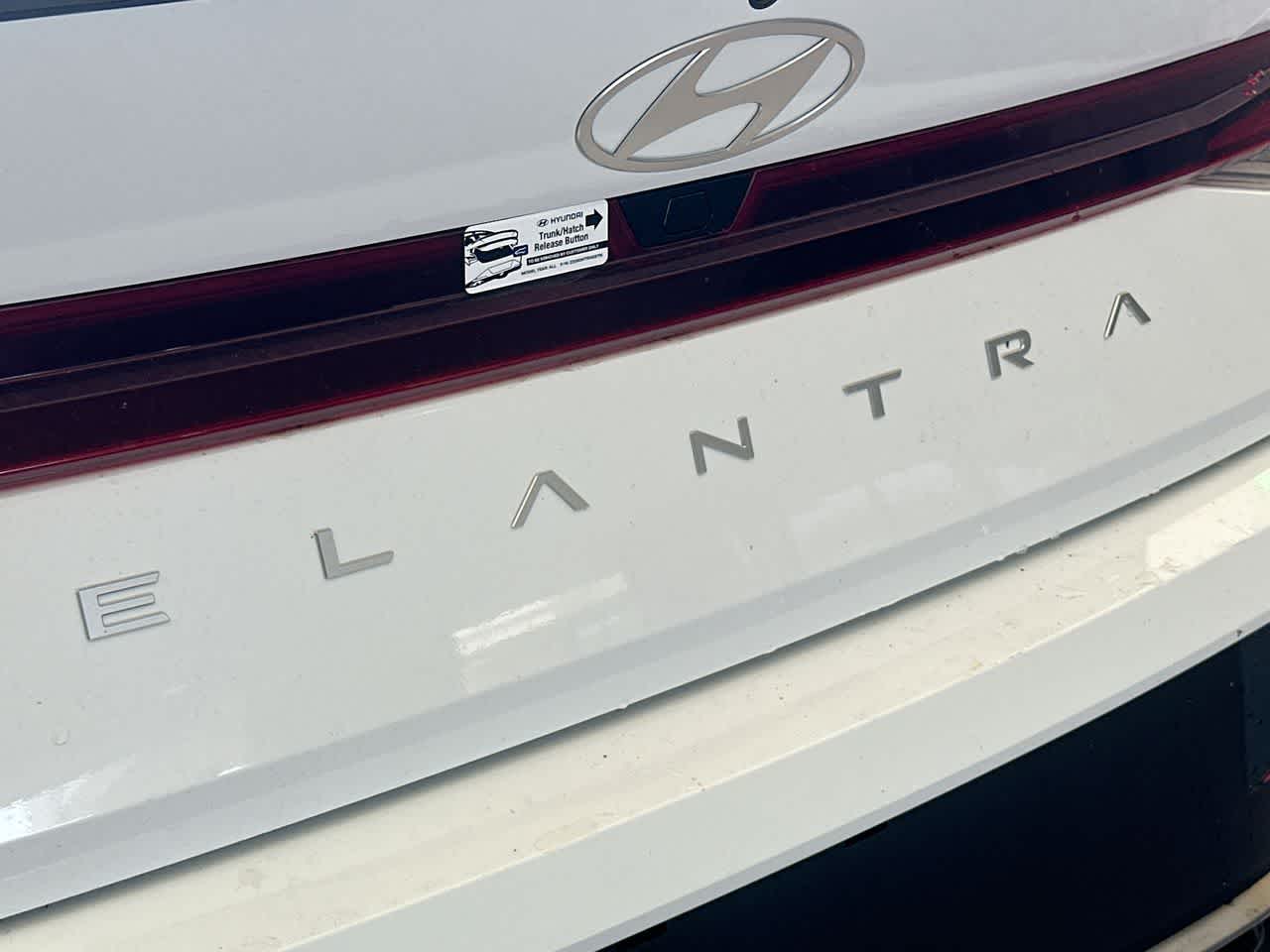 Thumbnail: 2026 Hyundai Elantra - 10