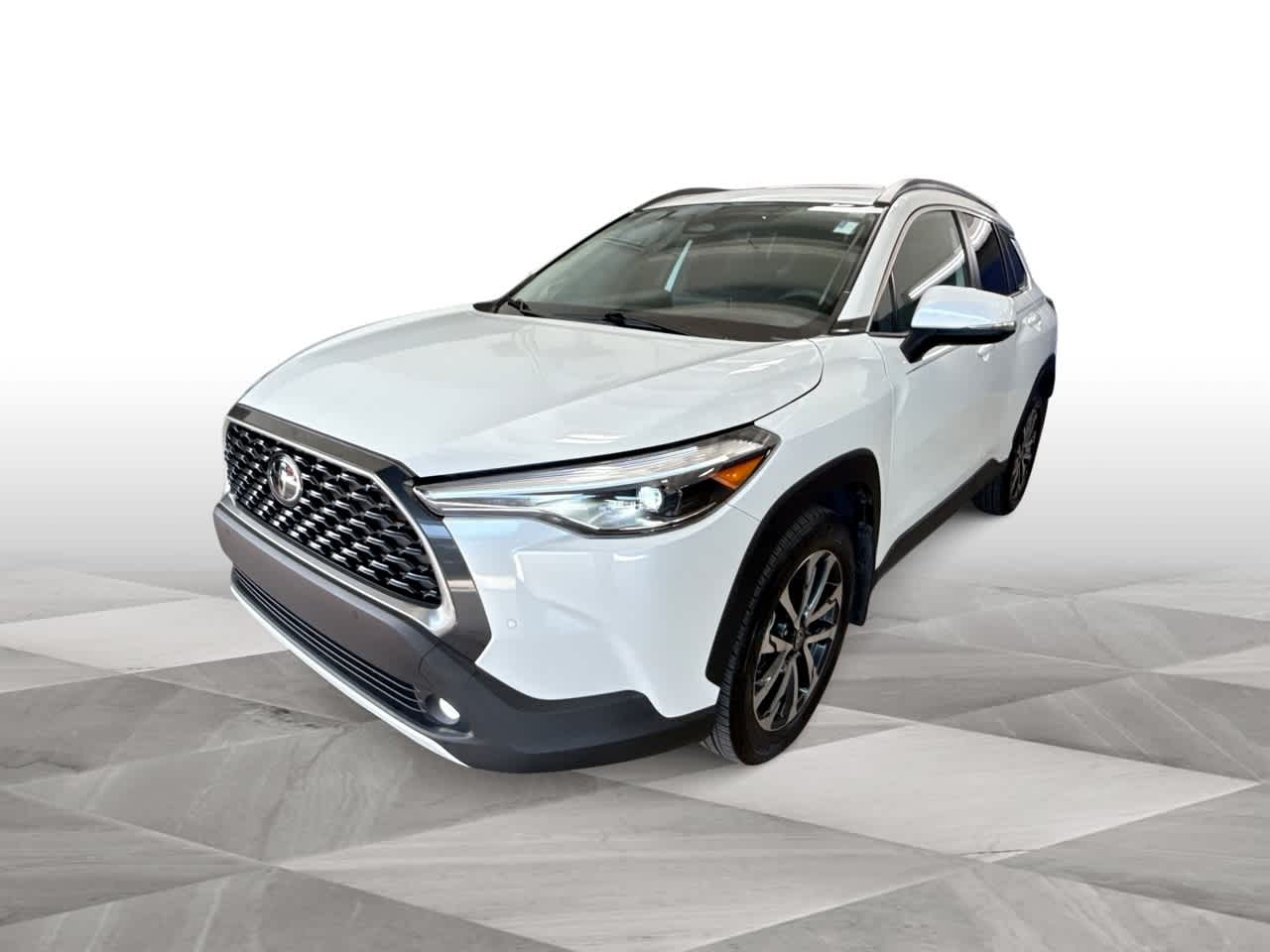 Thumbnail: 2023 Toyota Corolla Cross - 4