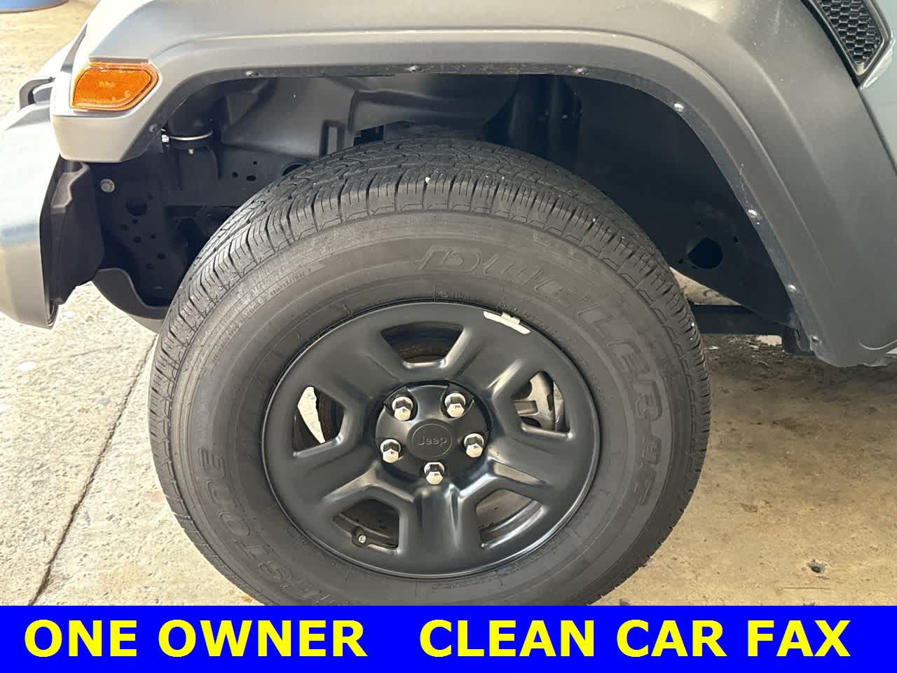 Thumbnail: 2024 Jeep Gladiator - 11