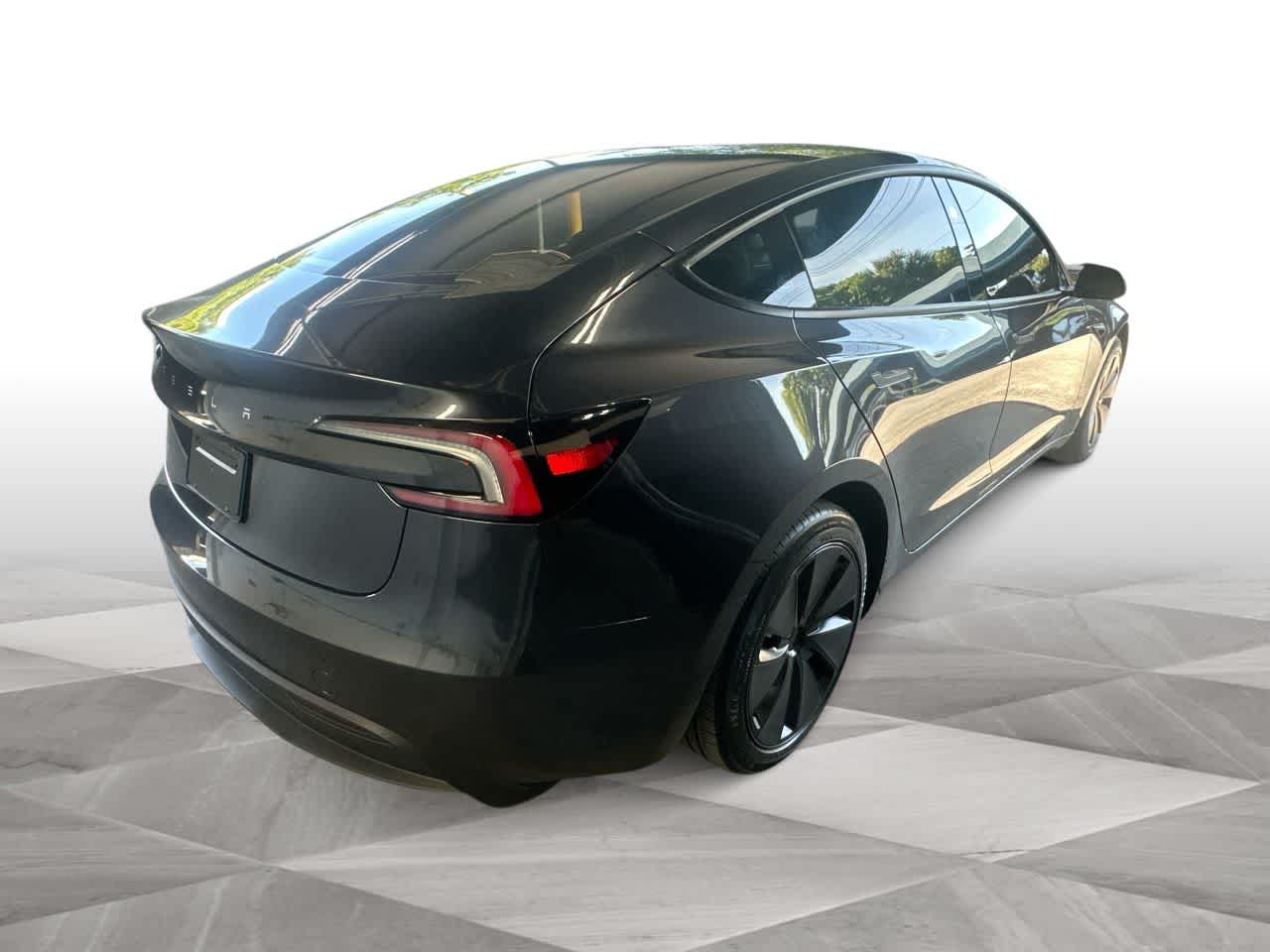 Thumbnail: 2025 Tesla Model 3 - 8