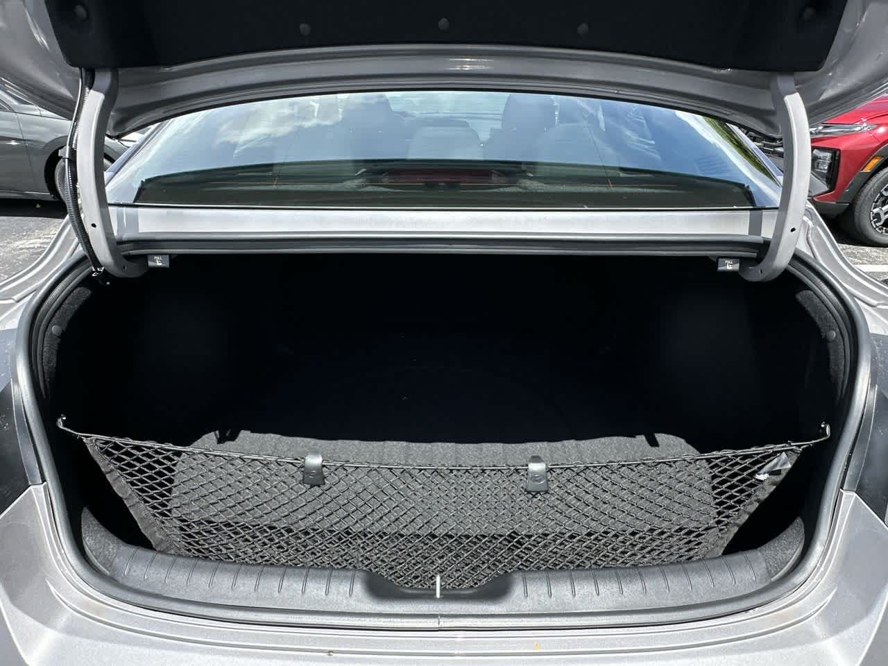 Thumbnail: 2025 Hyundai Elantra - 25