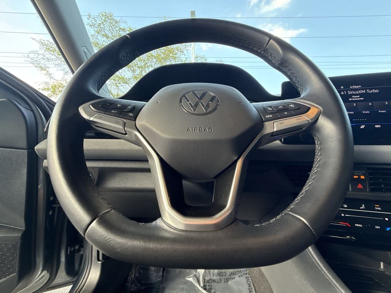 Thumbnail: 2025 Volkswagen Jetta - 15