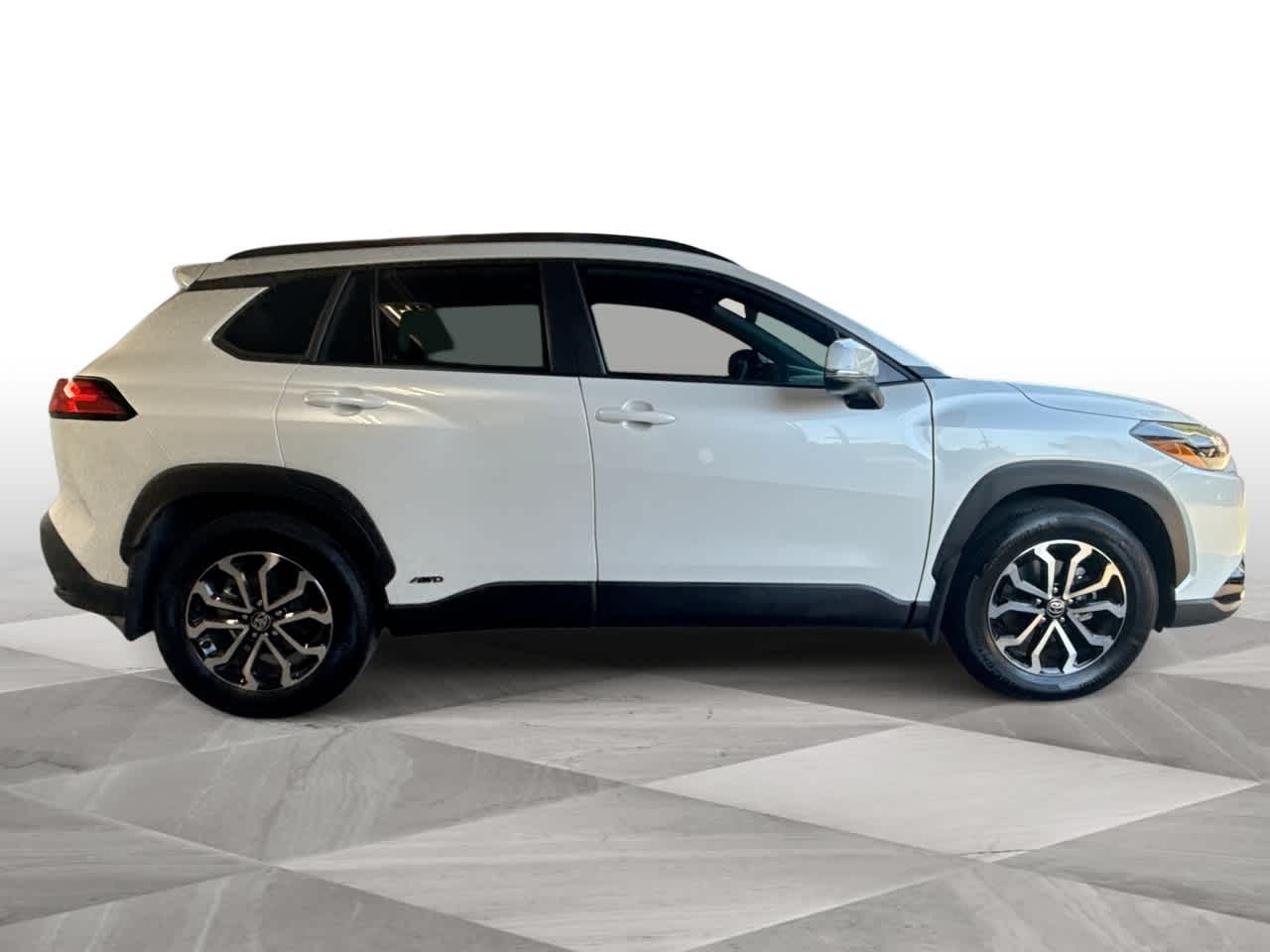 Thumbnail: 2024 Toyota Corolla Cross - 9