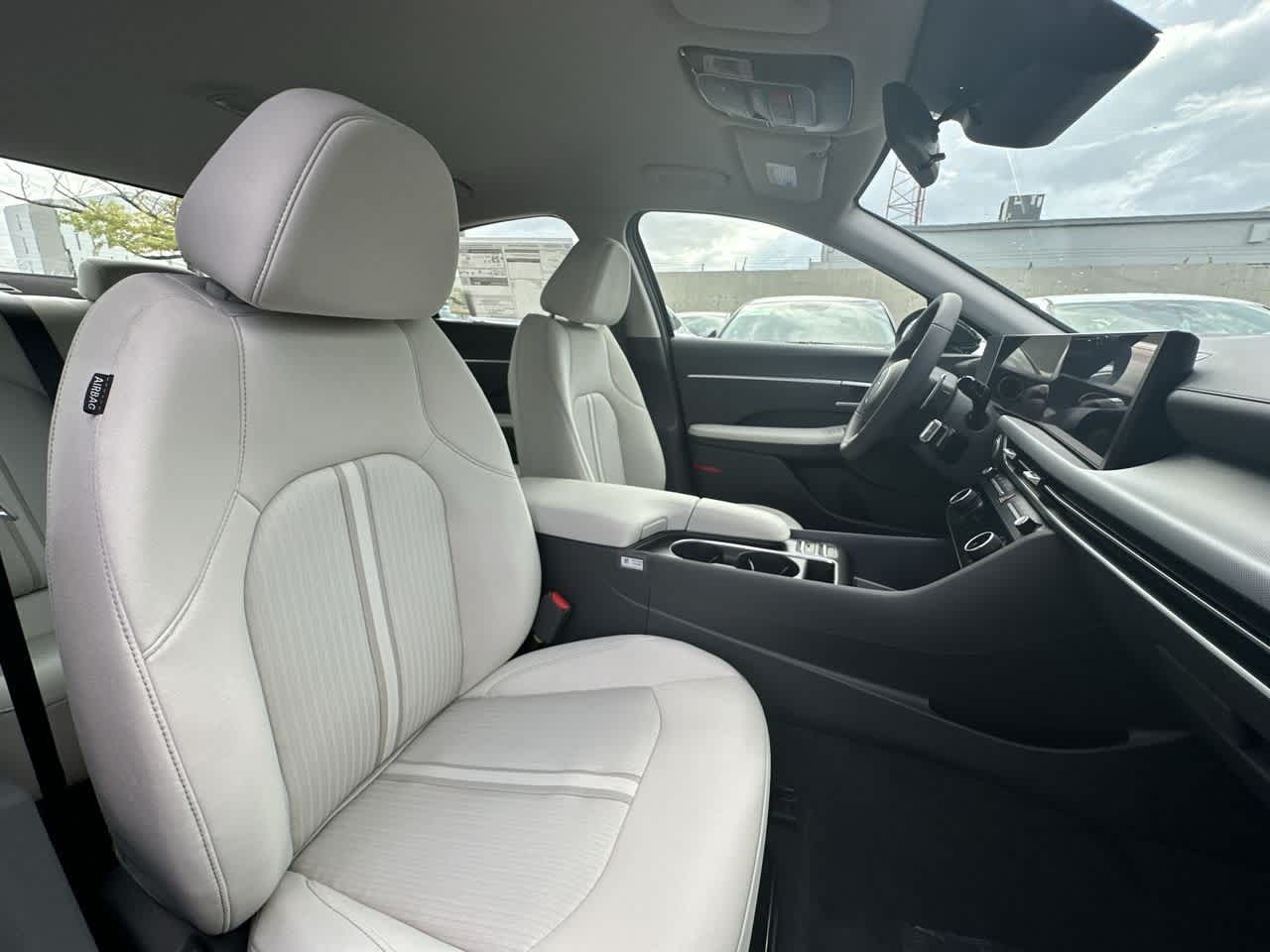 Thumbnail: 2026 Hyundai Sonata - 27