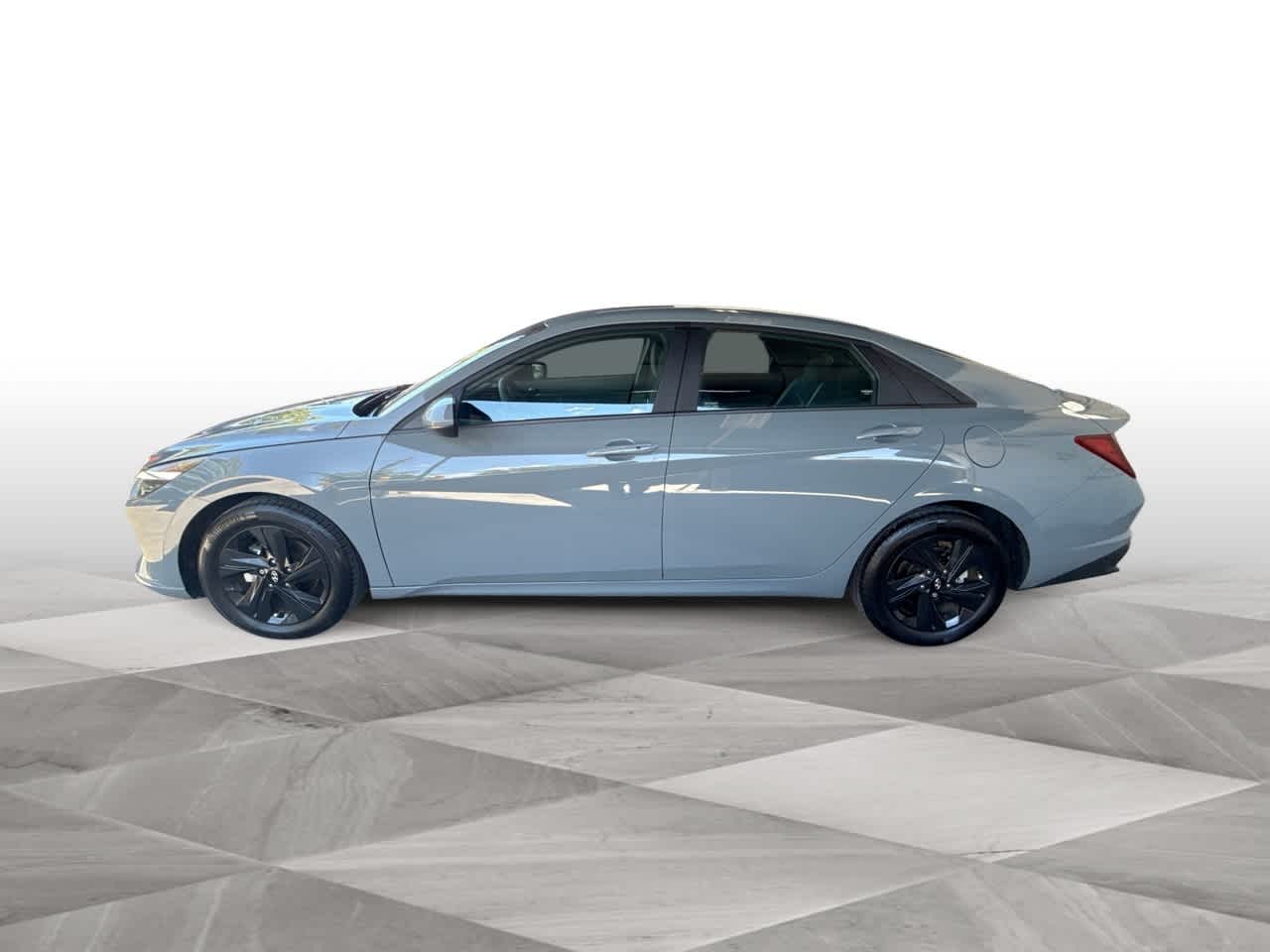 Thumbnail: 2023 Hyundai Elantra - 5