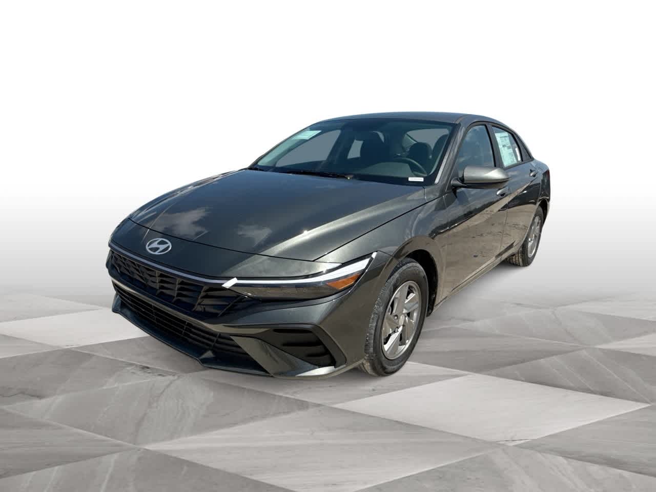 Thumbnail: 2025 Hyundai Elantra - 4