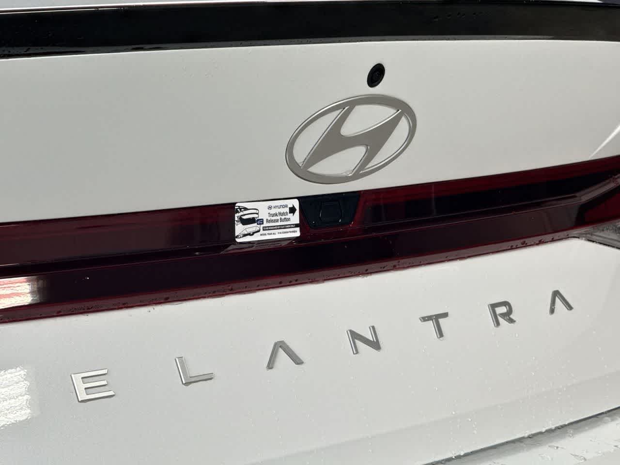 Thumbnail: 2026 Hyundai Elantra - 10