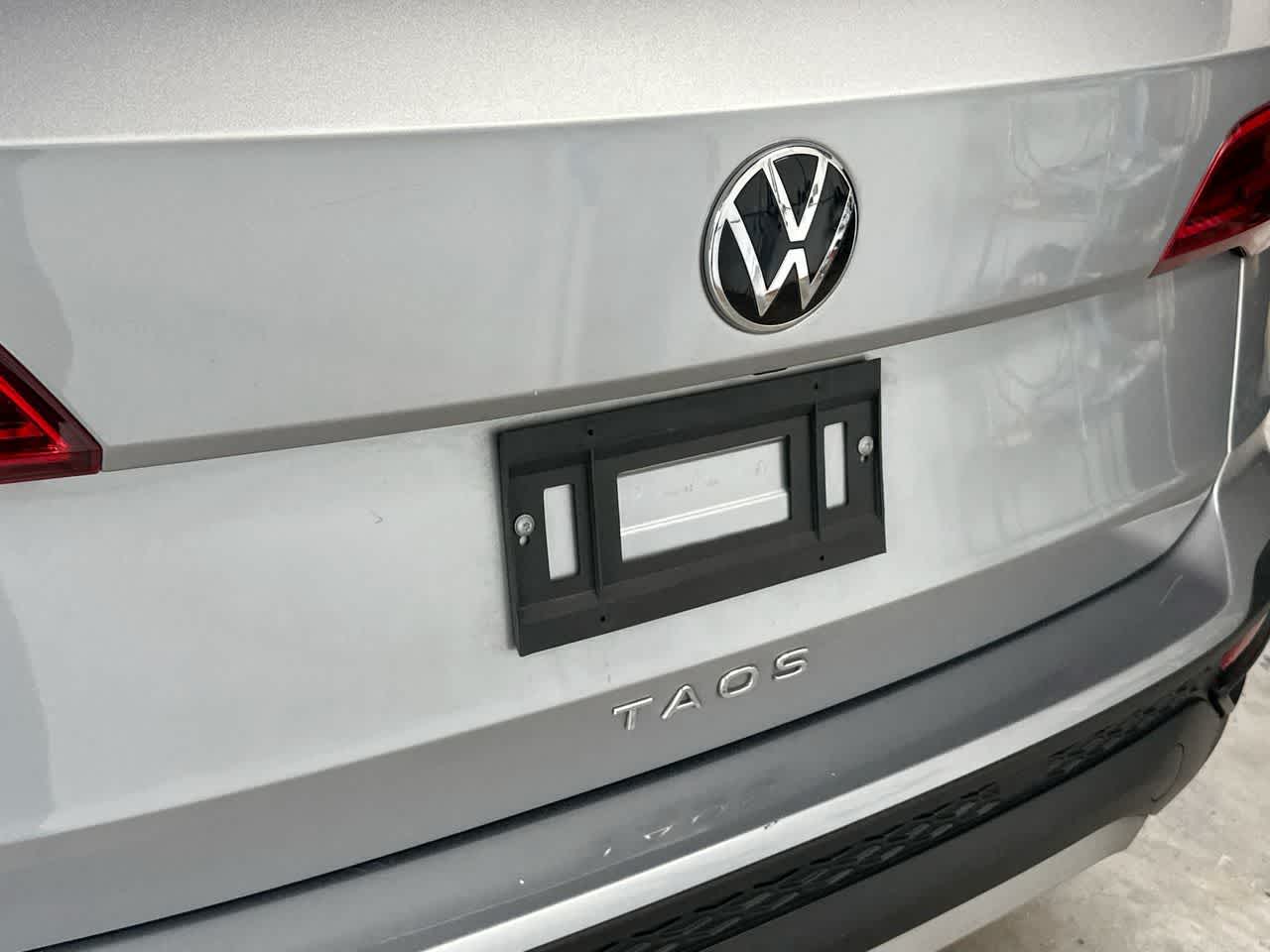 Thumbnail: 2024 Volkswagen Taos - 10