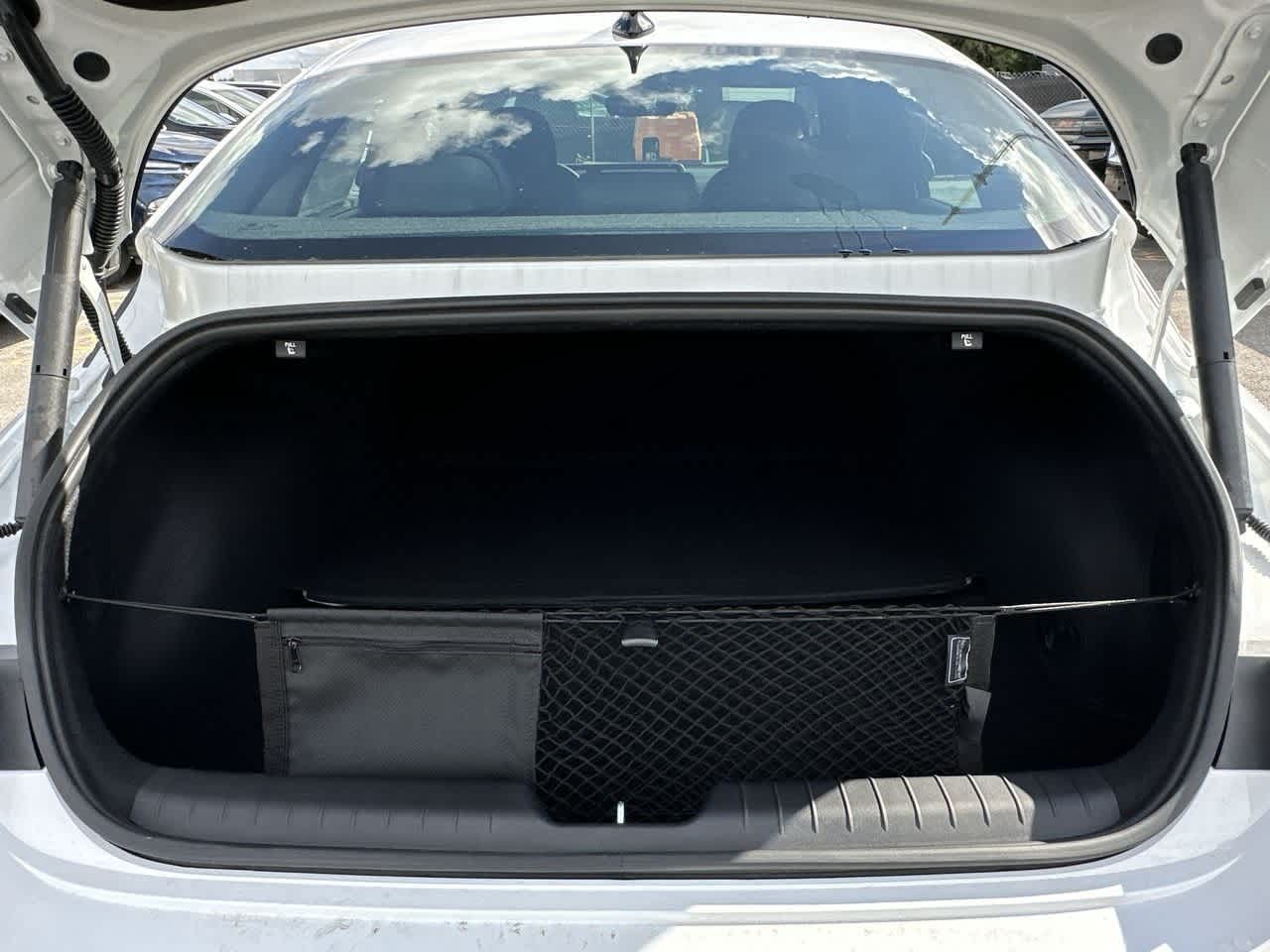 Thumbnail: 2025 Hyundai Ioniq 6 - 25