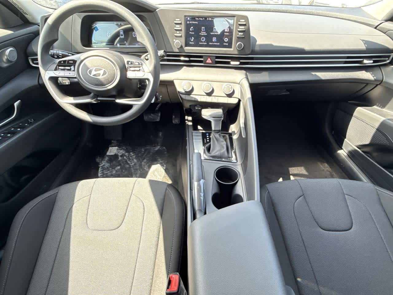 Thumbnail: 2025 Hyundai Elantra - 24