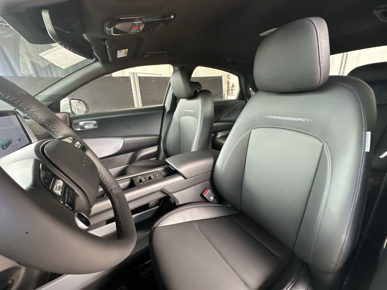 Thumbnail: 2025 Hyundai Ioniq 6 - 14