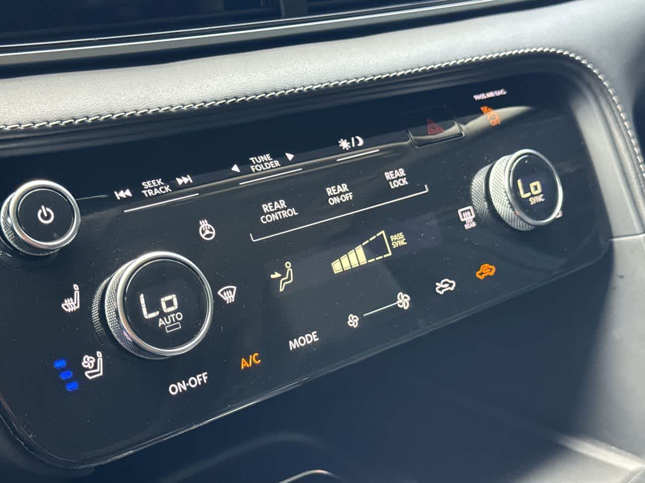 Thumbnail: 2023 INFINITI QX60 - 20