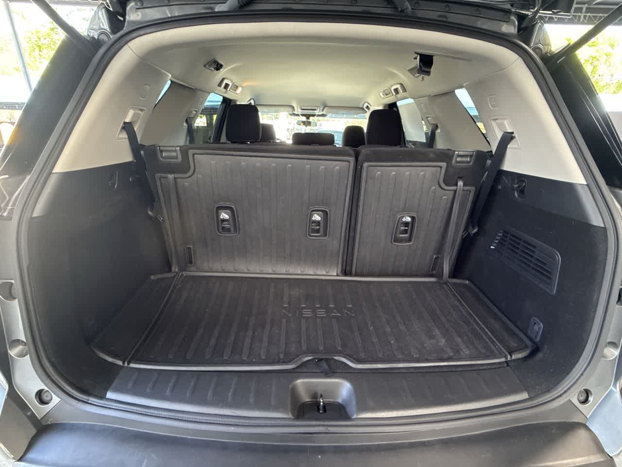 Thumbnail: 2024 Nissan Pathfinder - 25