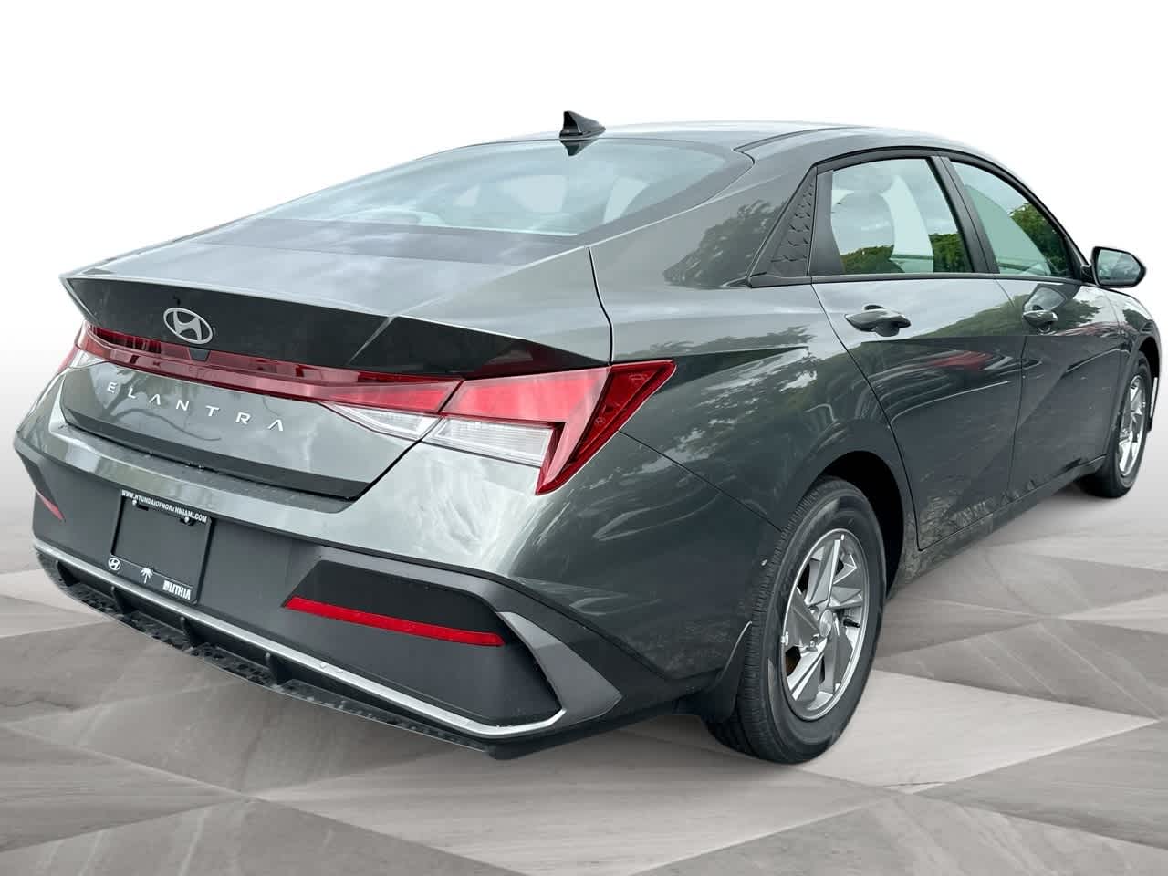 Thumbnail: 2025 Hyundai Elantra - 8