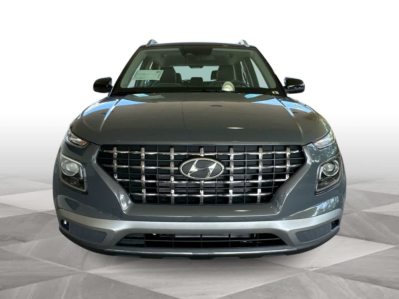 Thumbnail: 2026 Hyundai Venue - 3