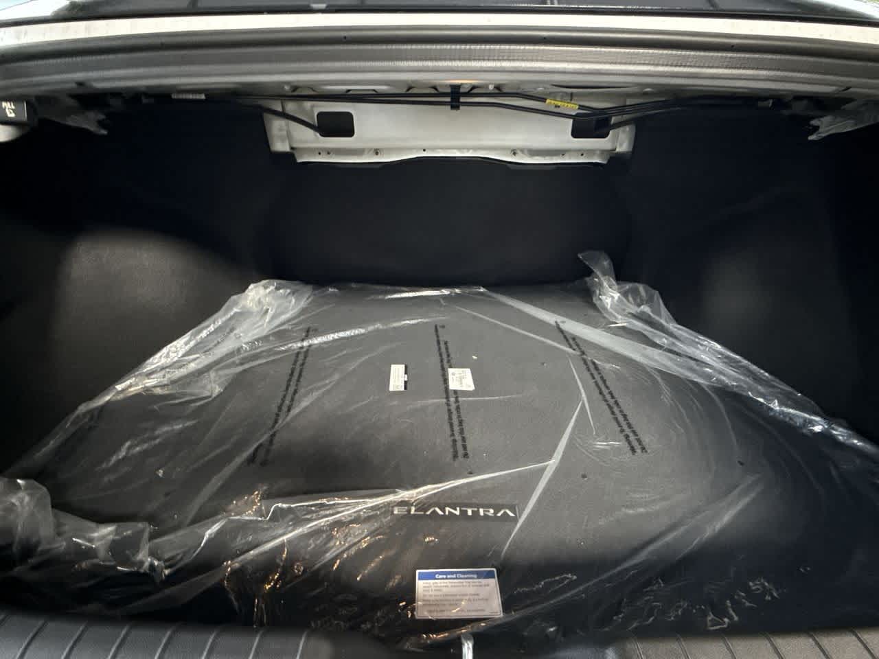 Thumbnail: 2026 Hyundai Elantra - 25