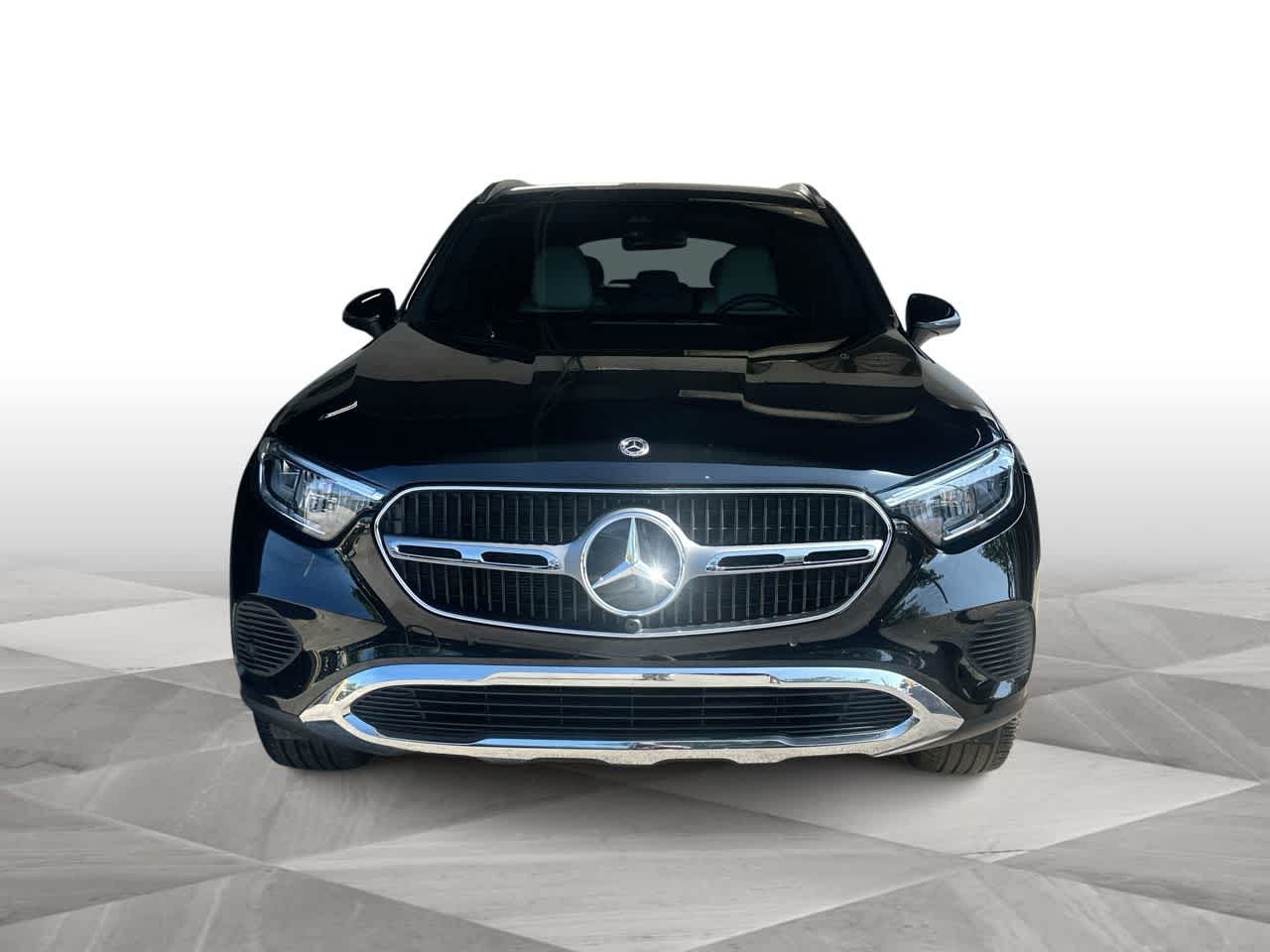 Thumbnail: 2024 Mercedes-Benz GLC - 3