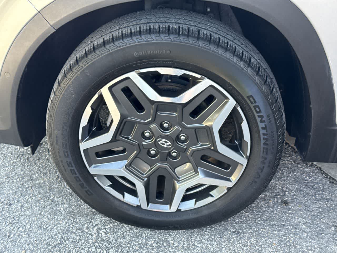 Thumbnail: 2023 Hyundai Santa Fe - 11