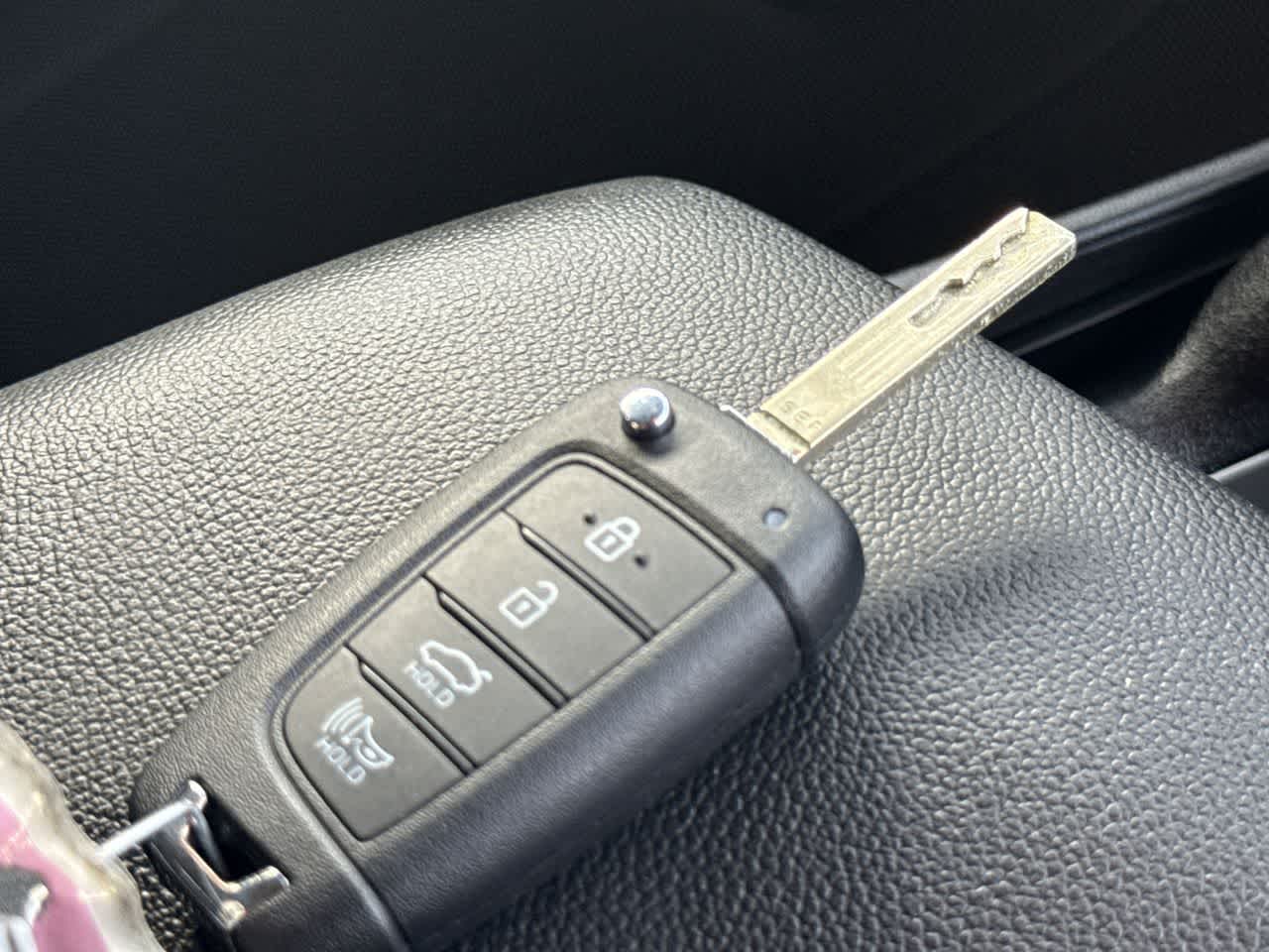 Thumbnail: 2025 Hyundai Elantra - 28