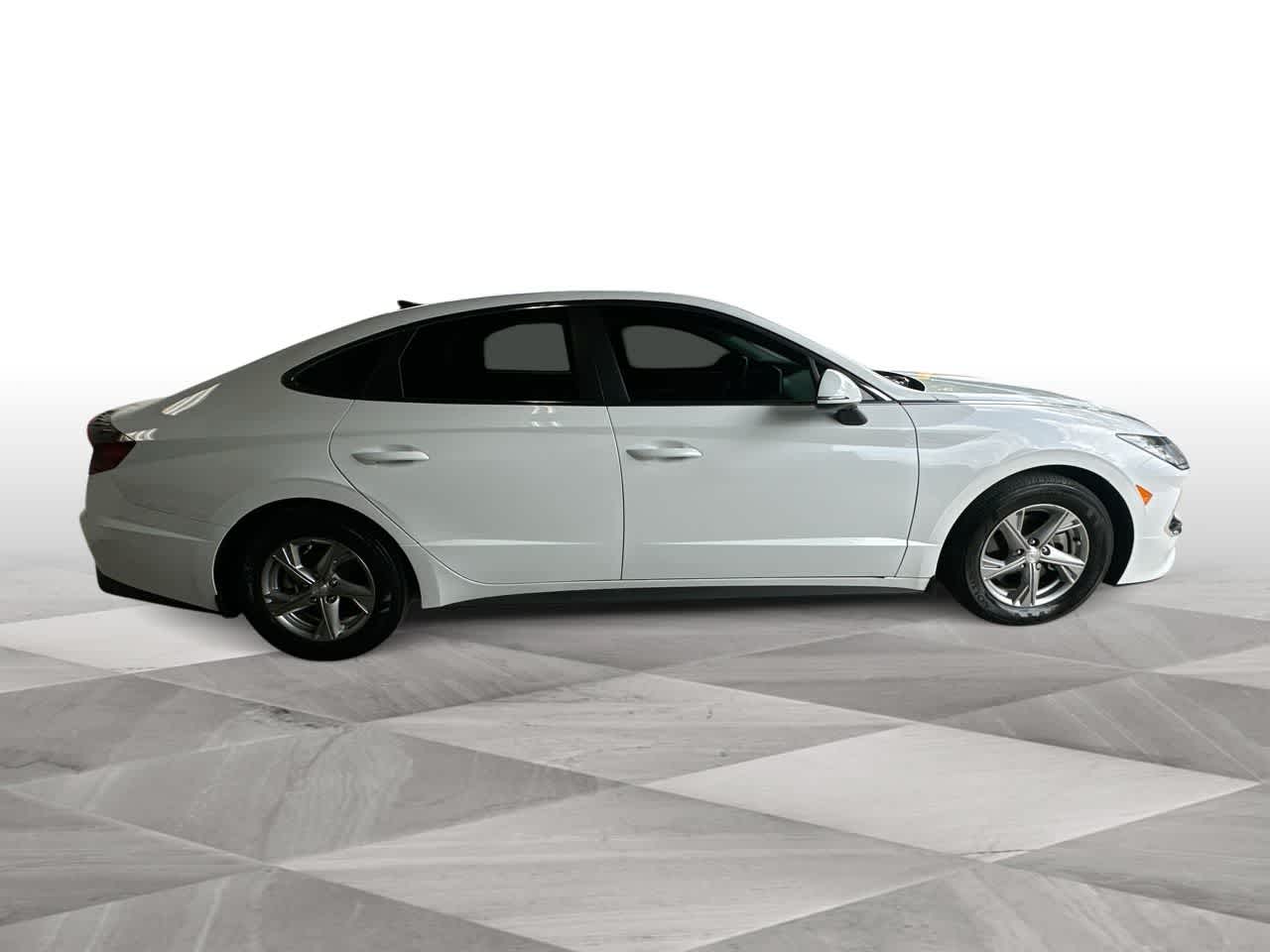 Thumbnail: 2023 Hyundai Sonata - 9